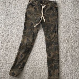 Camo pants